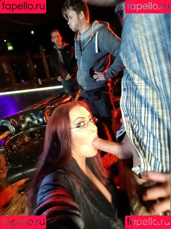 Emma Butt Onlyfans Photo Gallery 