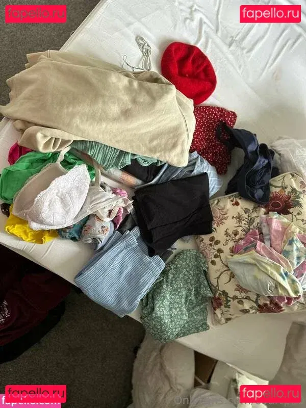 Courtney Onlyfans Photo Gallery 