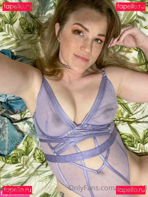 Courtney Onlyfans Photo Gallery 