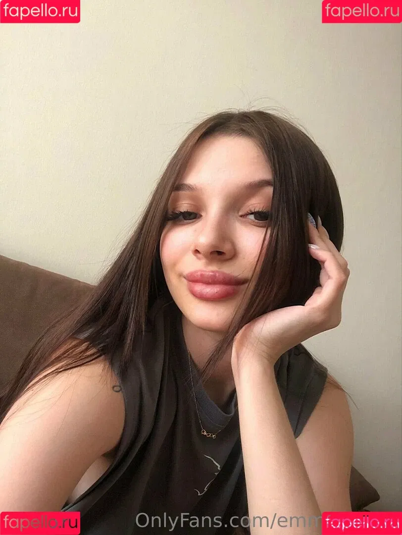 emma_gucci Onlyfans Photo Gallery 