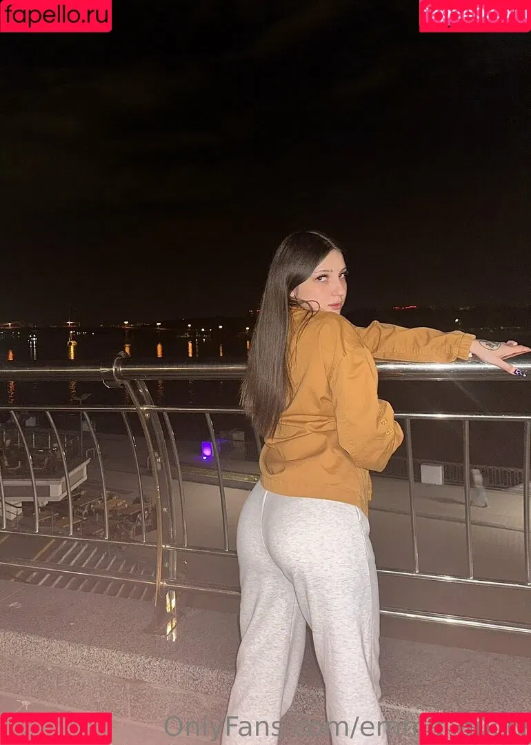 emma_gucci Onlyfans Photo Gallery 