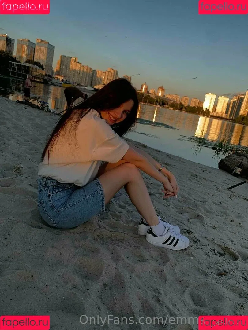 emma_gucci Onlyfans Photo Gallery 