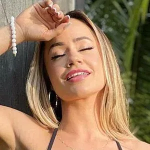 Juliane Coura Onlyfans Photo Gallery 