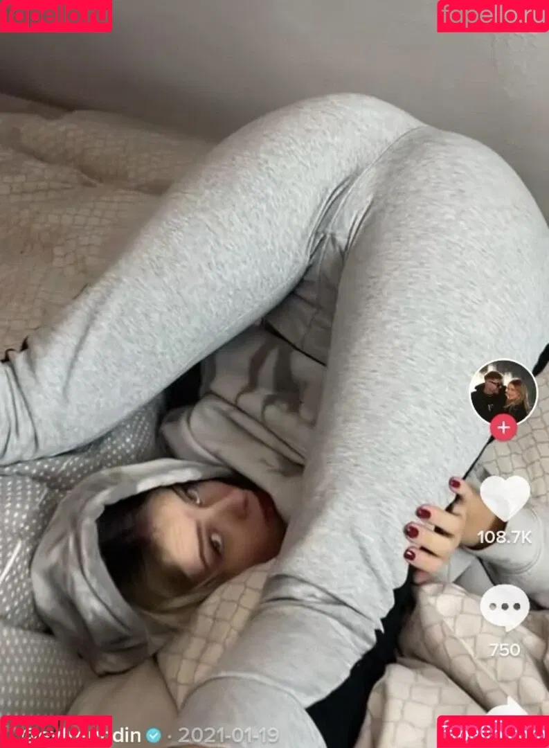 eyFreundin Onlyfans Photo Gallery 