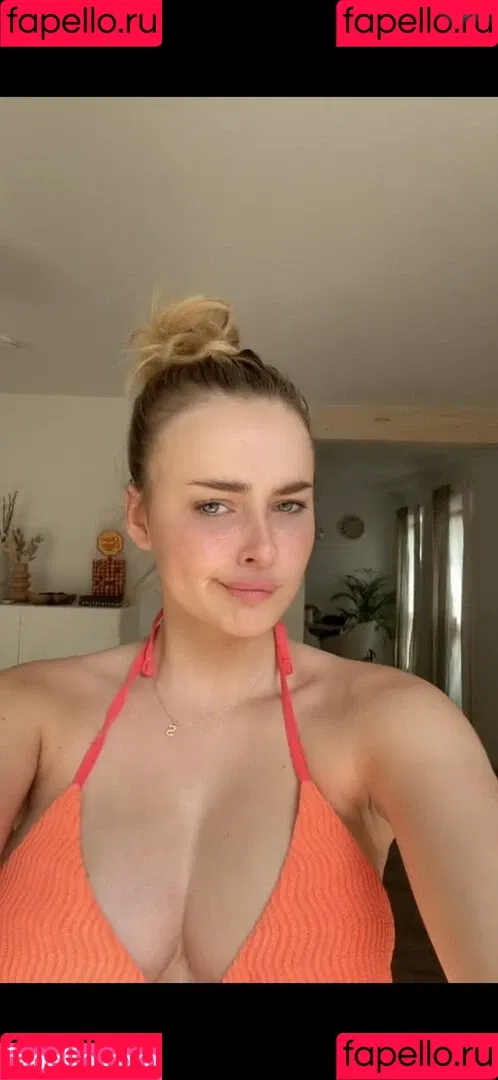 eyFreundin Onlyfans Photo Gallery 