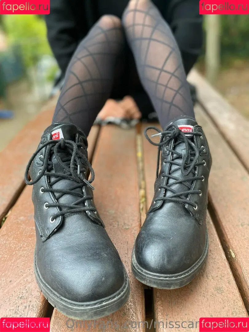 misscandyfeet2 Onlyfans Photo Gallery 