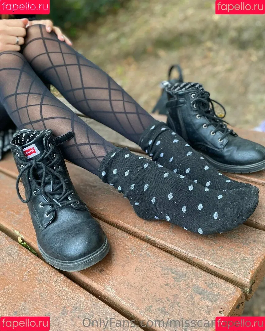 misscandyfeet2 Onlyfans Photo Gallery 