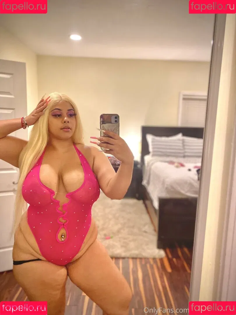 aliiicouture26 Onlyfans Photo Gallery 