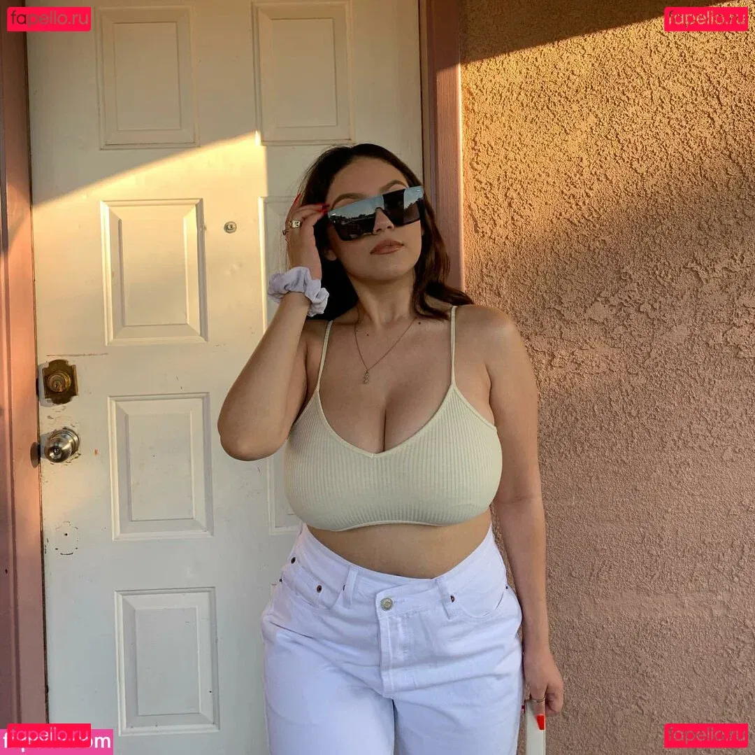 Wendy Chavez Onlyfans Photo Gallery 