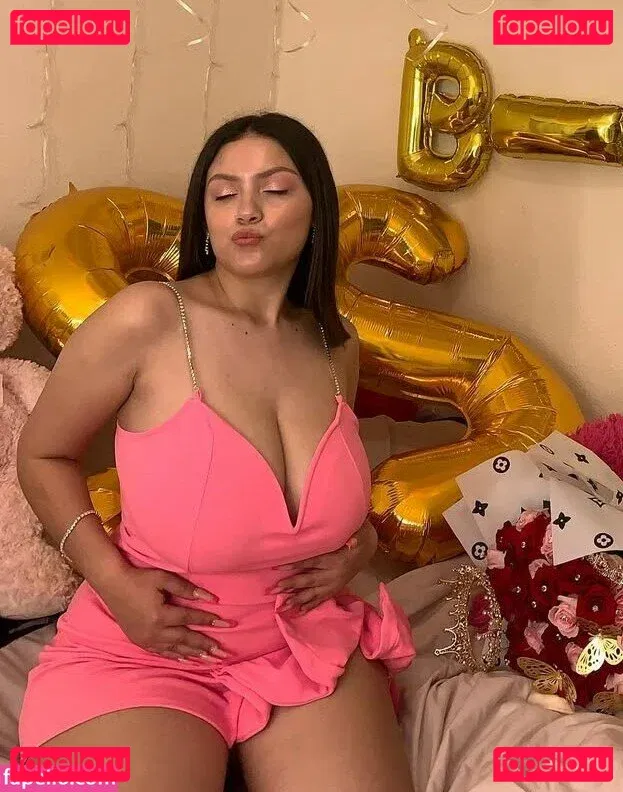 Wendy Chavez Onlyfans Photo Gallery 