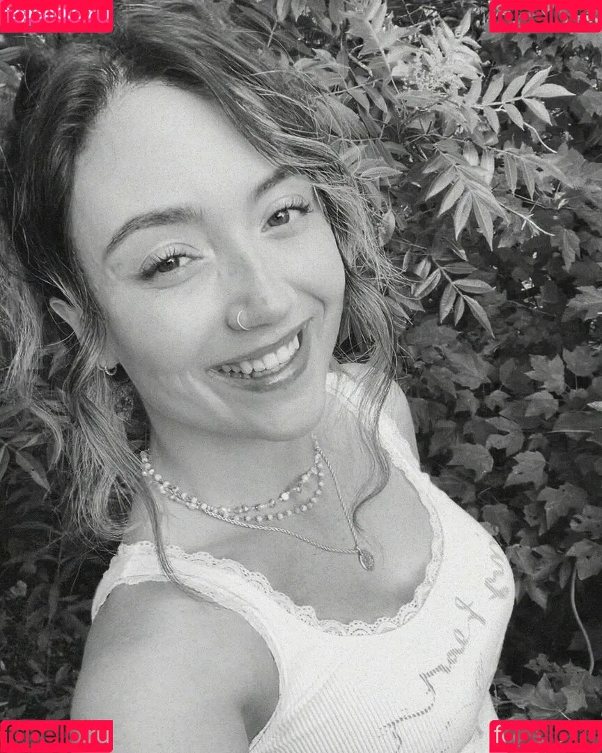 Skyytea Onlyfans Photo Gallery 