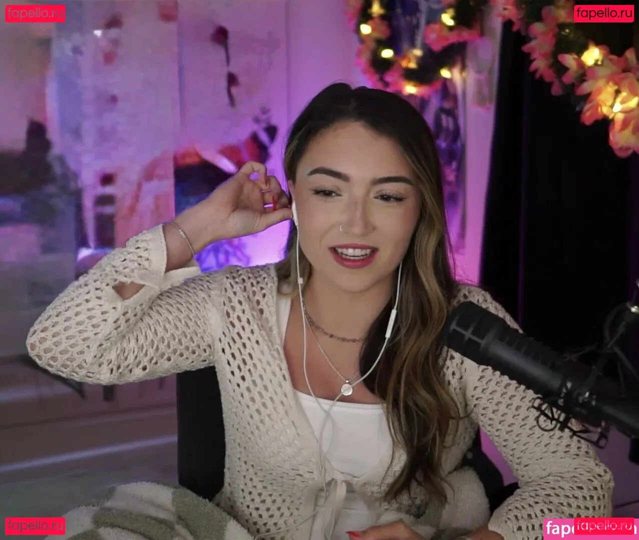 Skyytea Onlyfans Photo Gallery 