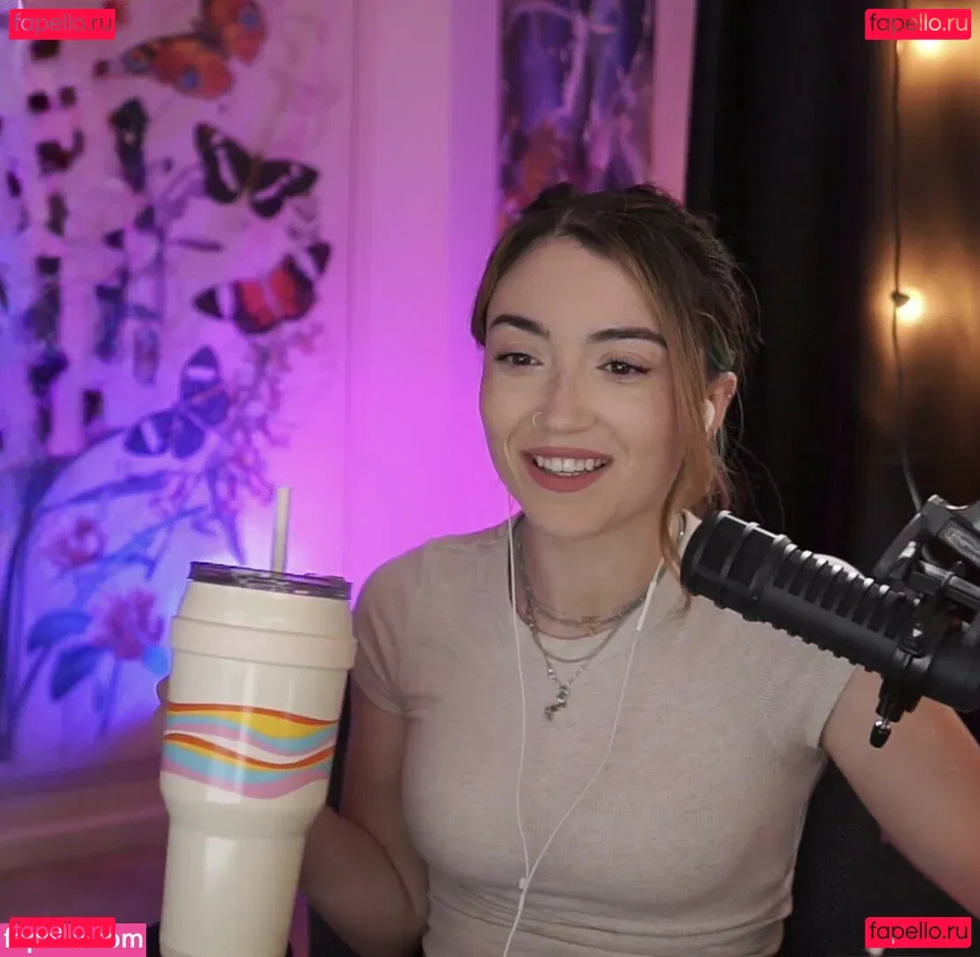 Skyytea Onlyfans Photo Gallery 