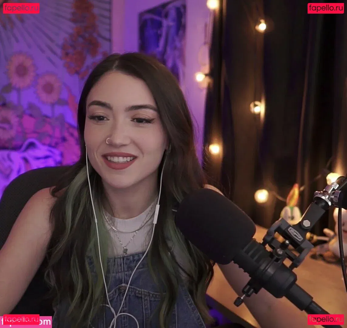 Skyytea Onlyfans Photo Gallery 