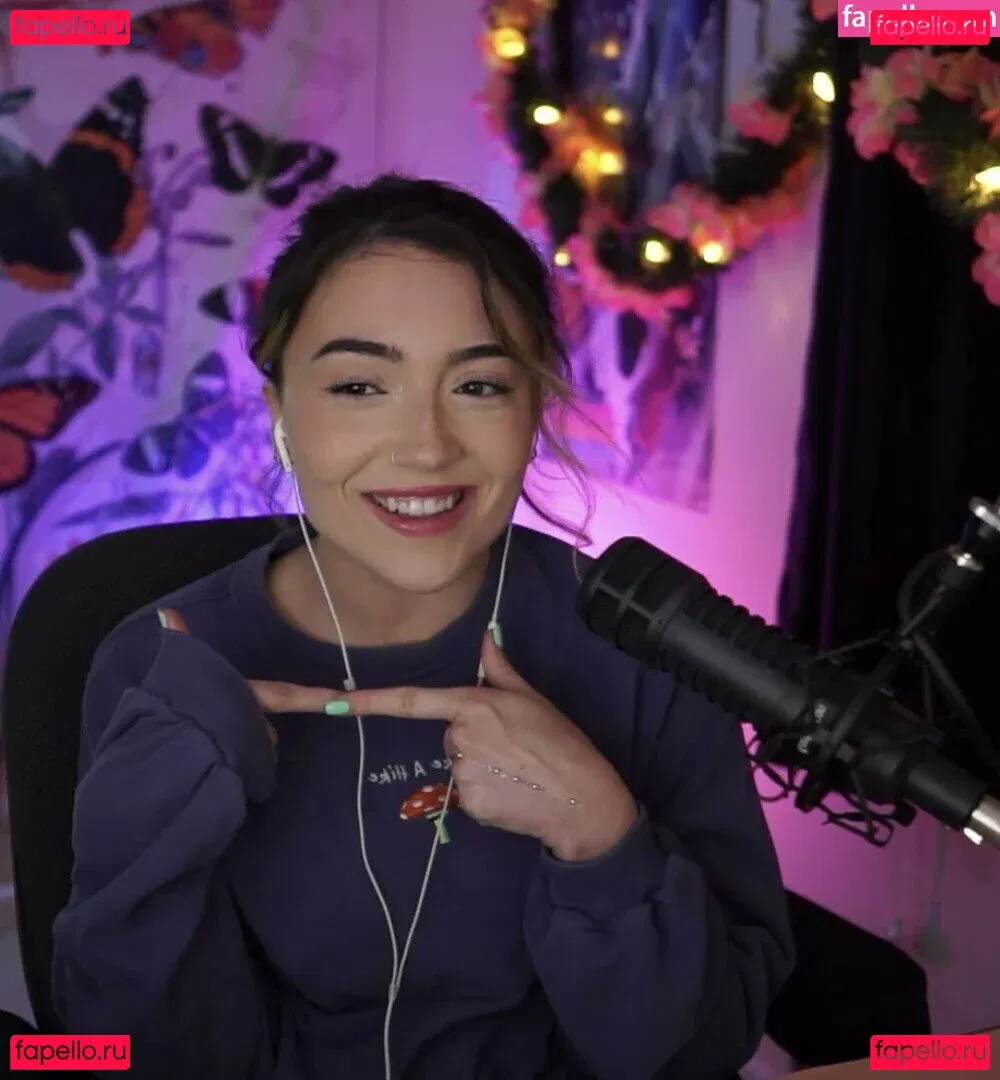 Skyytea Onlyfans Photo Gallery 