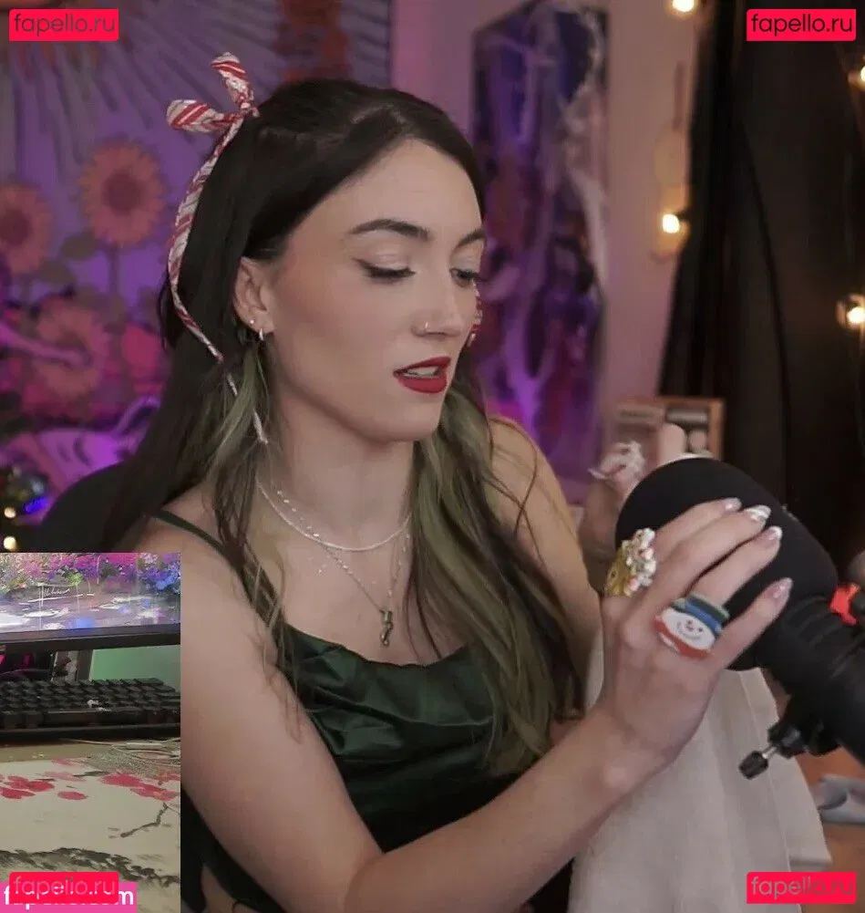 Skyytea Onlyfans Photo Gallery 