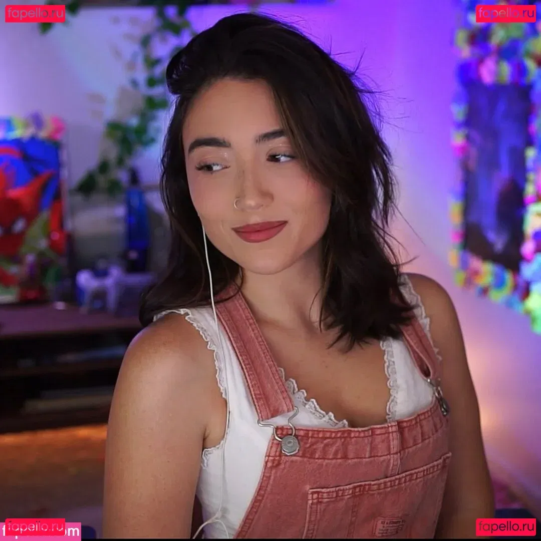 Skyytea Onlyfans Photo Gallery 