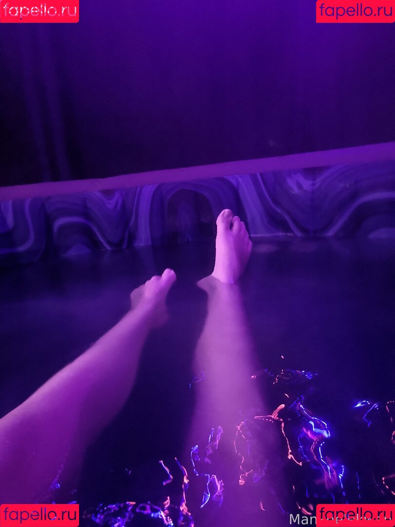 Mankhelekwen Onlyfans Photo Gallery 