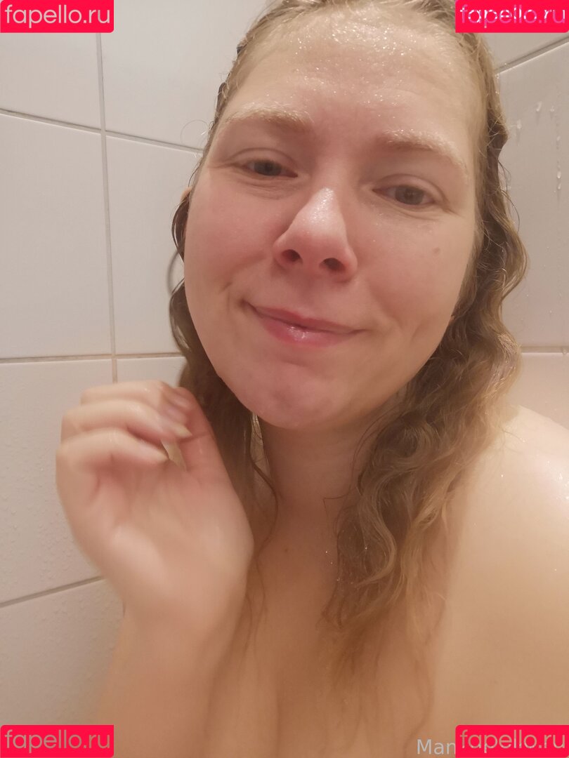 Mankhelekwen Onlyfans Photo Gallery 