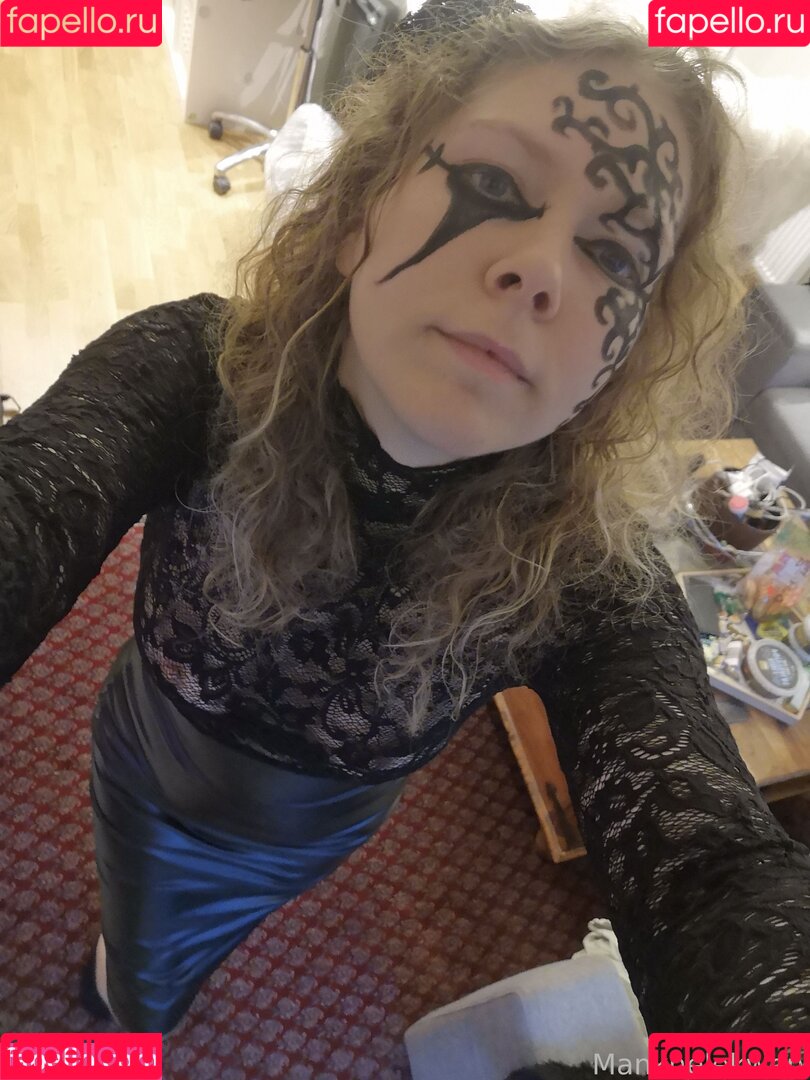 Mankhelekwen Onlyfans Photo Gallery 