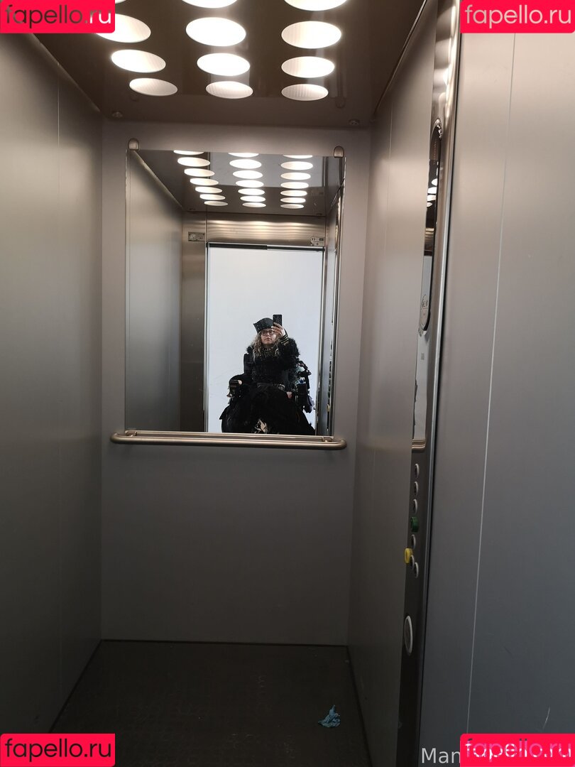 Mankhelekwen Onlyfans Photo Gallery 