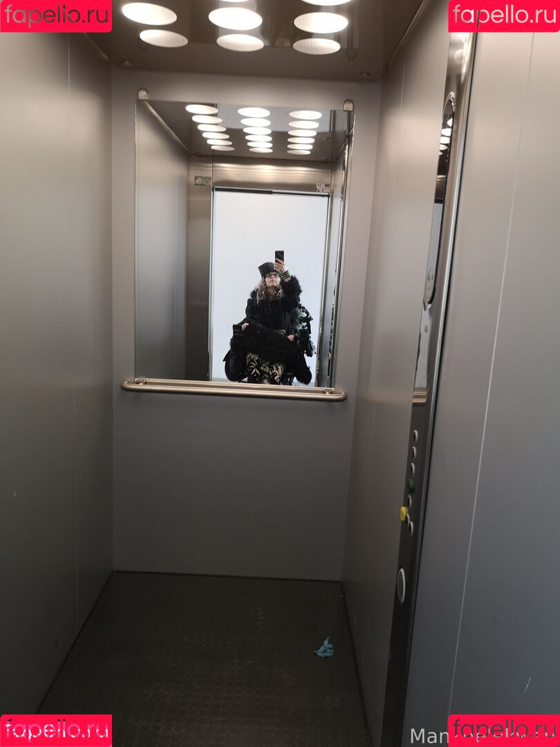 Mankhelekwen Onlyfans Photo Gallery 