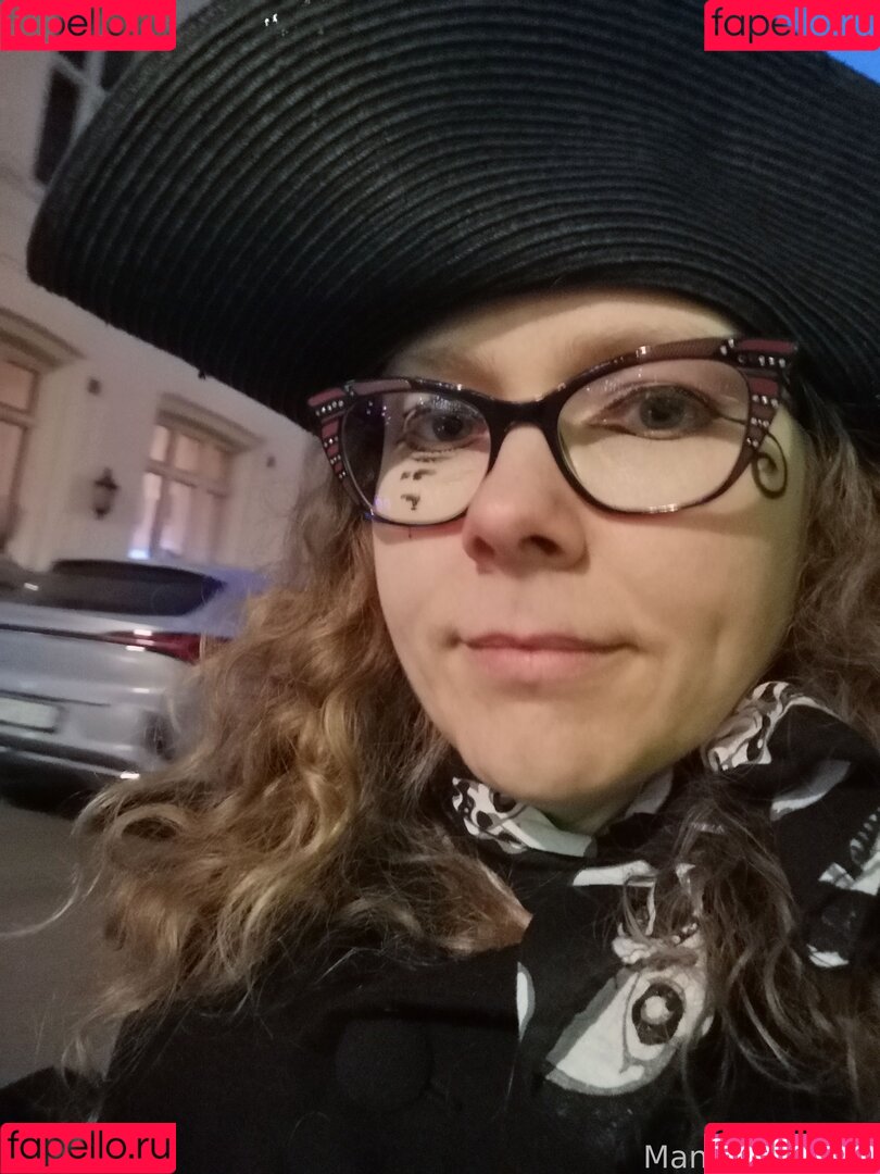 Mankhelekwen Onlyfans Photo Gallery 