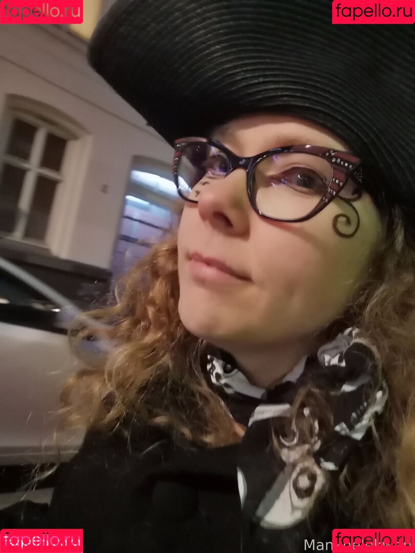 Mankhelekwen Onlyfans Photo Gallery 