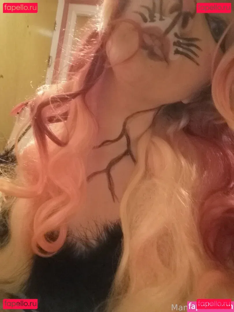 Mankhelekwen Onlyfans Photo Gallery 