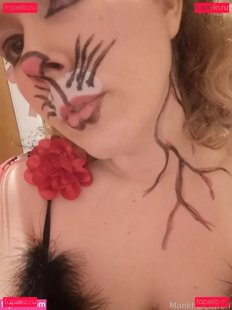 Mankhelekwen Onlyfans Photo Gallery 