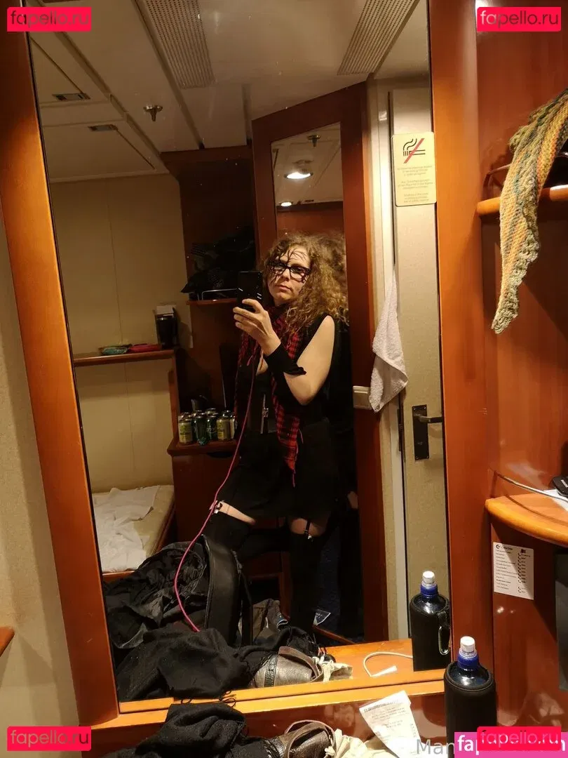 Mankhelekwen Onlyfans Photo Gallery 