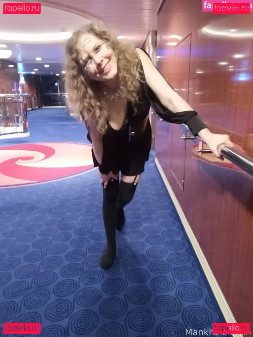 Mankhelekwen Onlyfans Photo Gallery 