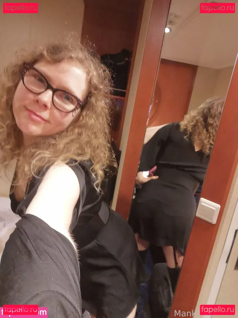 Mankhelekwen Onlyfans Photo Gallery 