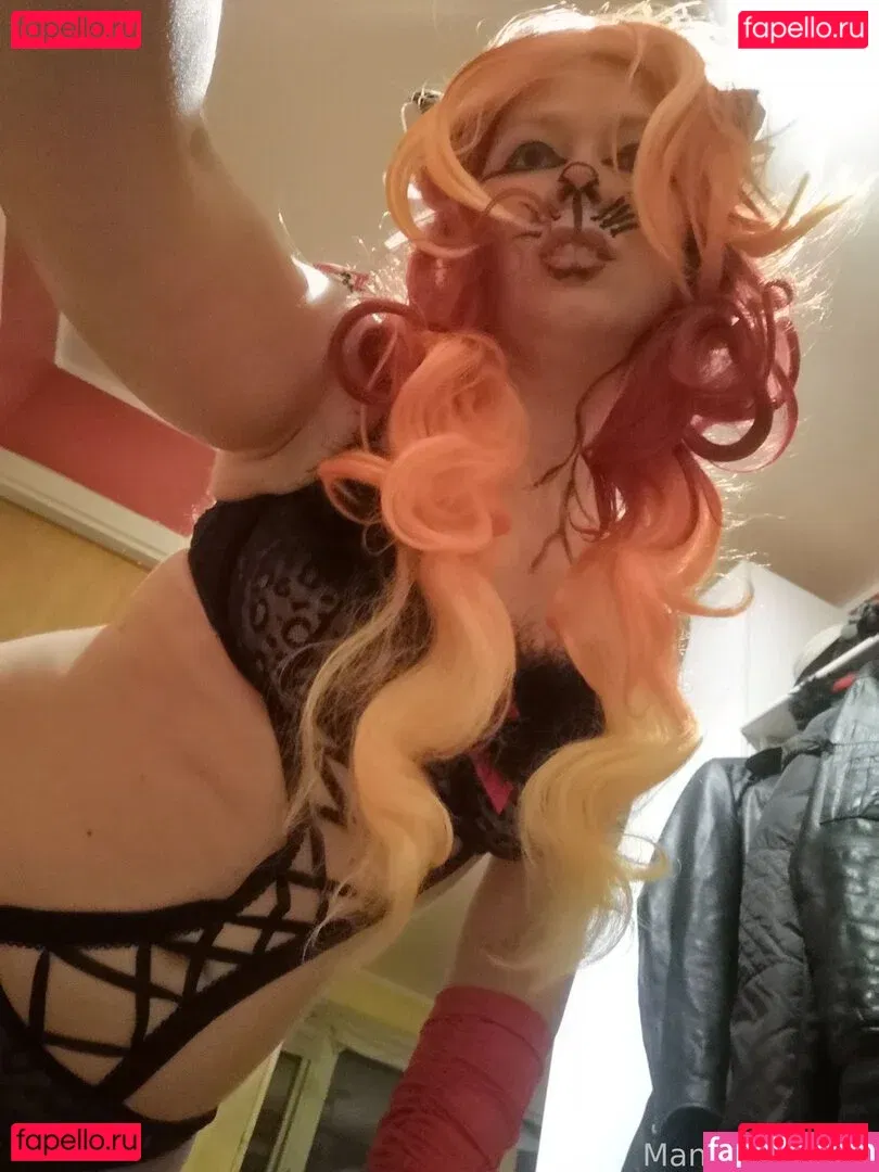 Mankhelekwen Onlyfans Photo Gallery 