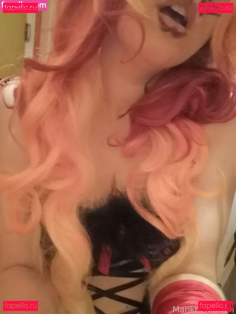 Mankhelekwen Onlyfans Photo Gallery 