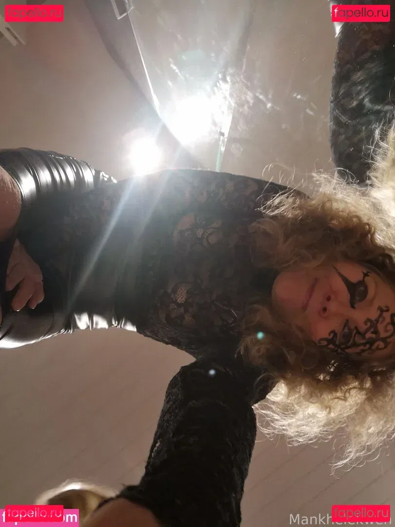 Mankhelekwen Onlyfans Photo Gallery 