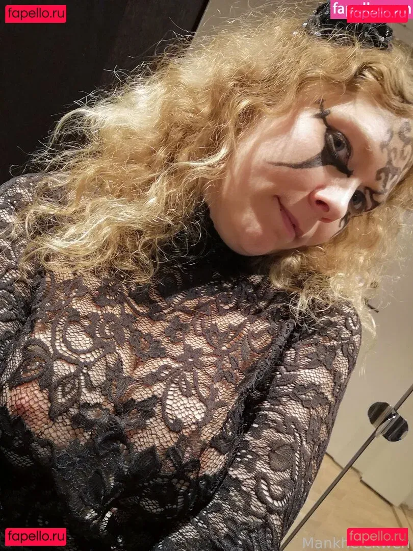 Mankhelekwen Onlyfans Photo Gallery 