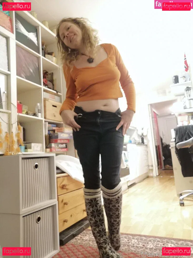 Mankhelekwen Onlyfans Photo Gallery 