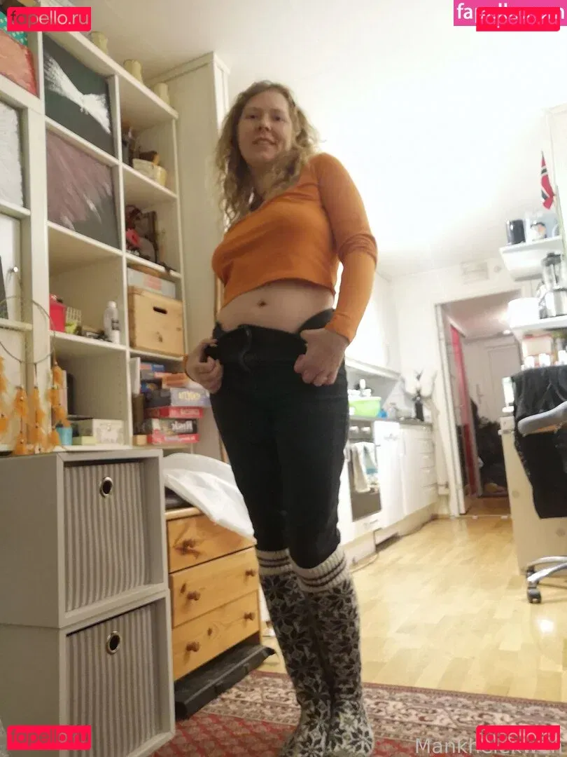 Mankhelekwen Onlyfans Photo Gallery 