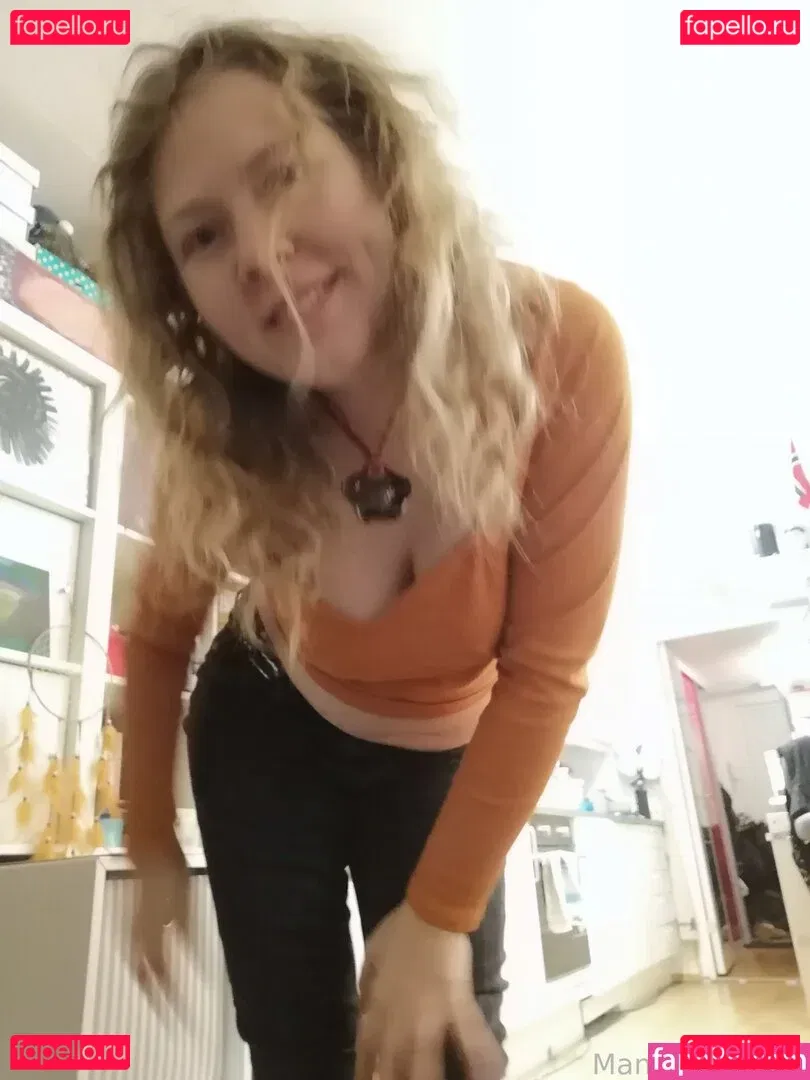 Mankhelekwen Onlyfans Photo Gallery 