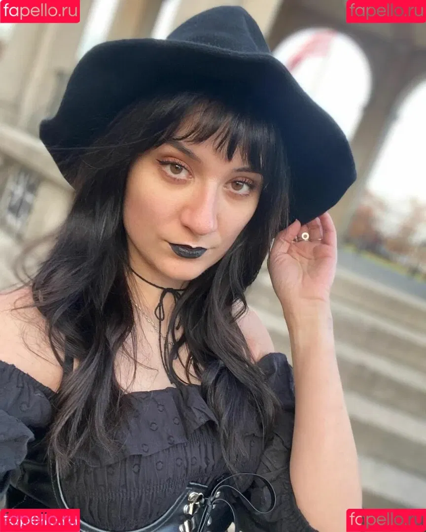 Brizzy Voices Onlyfans Photo Gallery 