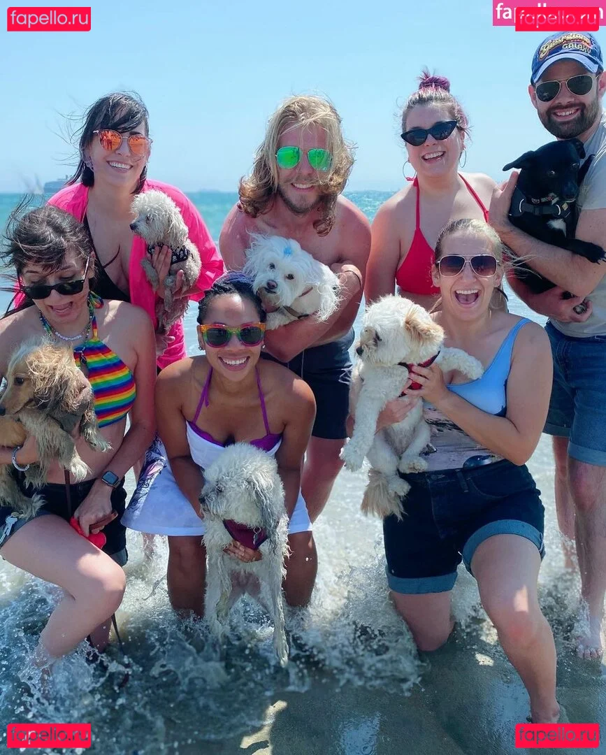 Brizzy Voices Onlyfans Photo Gallery 