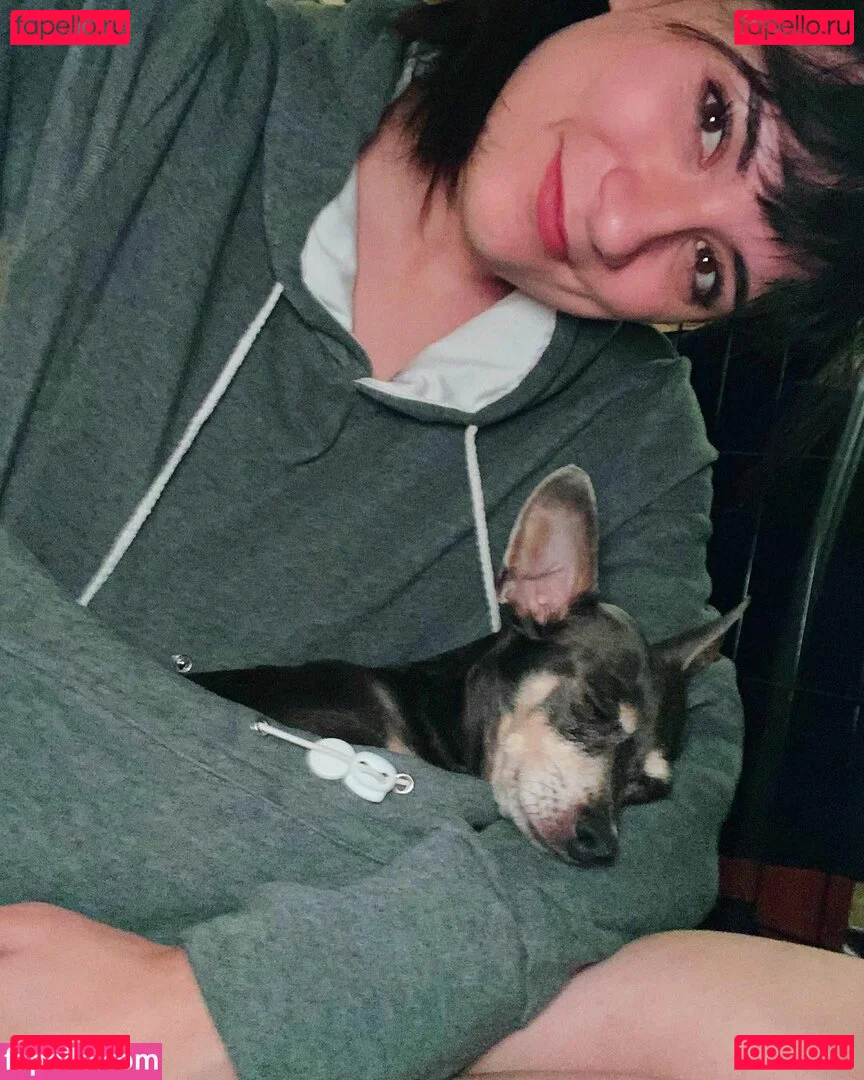 Brizzy Voices Onlyfans Photo Gallery 