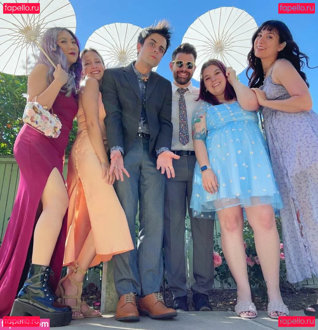 Brizzy Voices Onlyfans Photo Gallery 