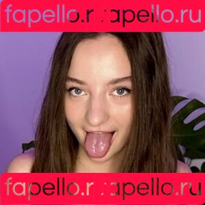 FloraWantsFun Onlyfans Photo Gallery 