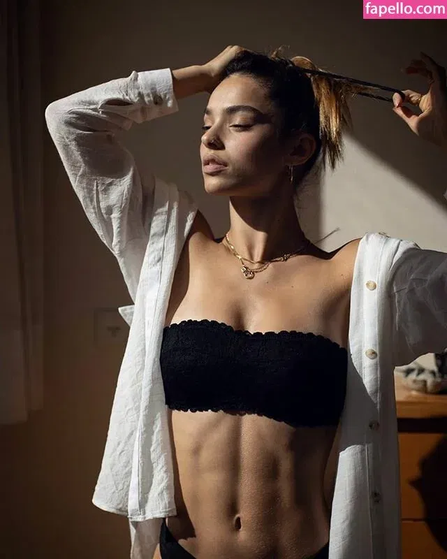 Tal Birenzweig Onlyfans Photo Gallery 