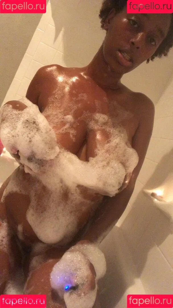 AmineBoobs69 Onlyfans Photo Gallery 