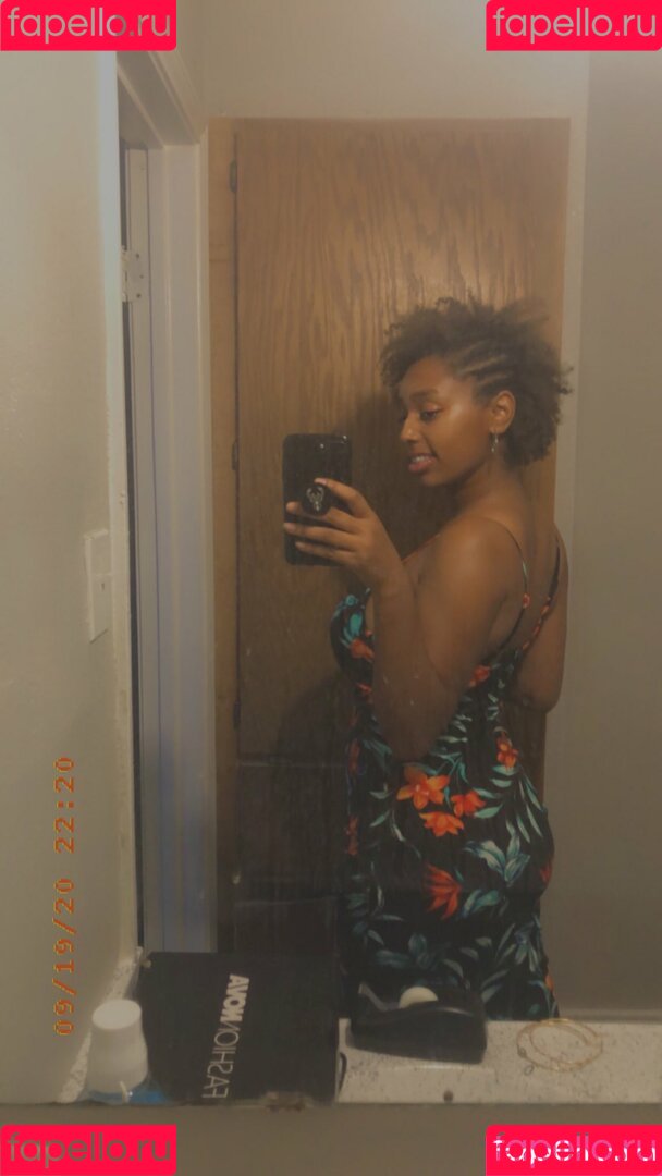 AmineBoobs69 Onlyfans Photo Gallery 