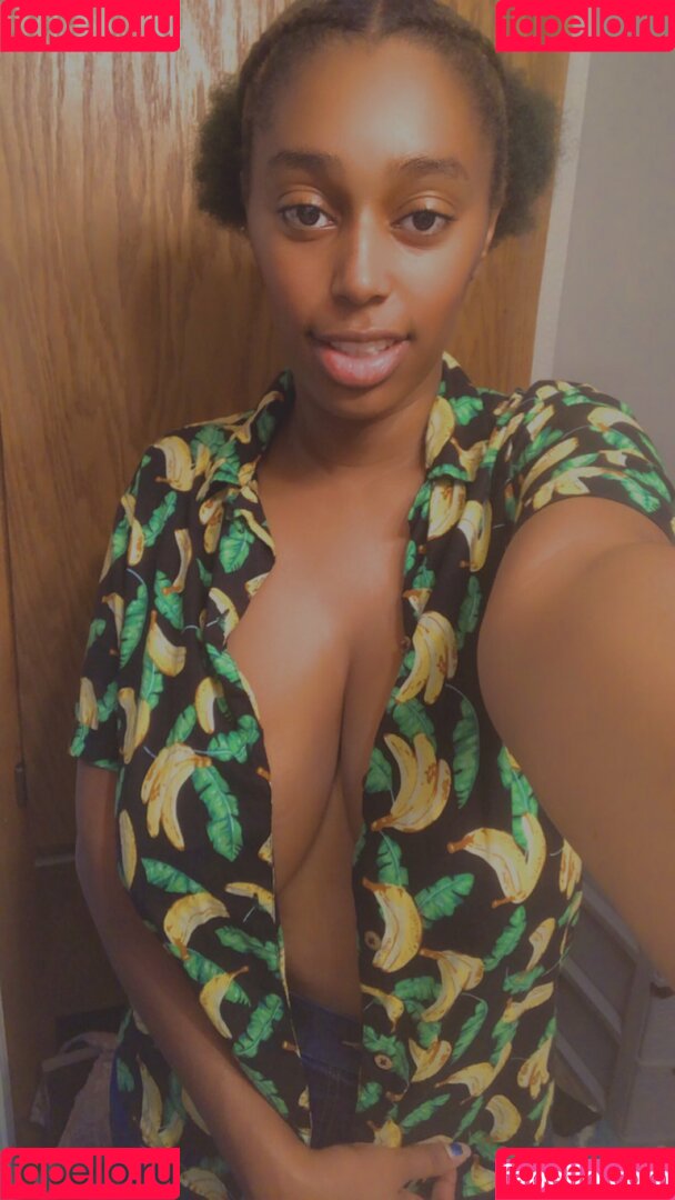 AmineBoobs69 Onlyfans Photo Gallery 