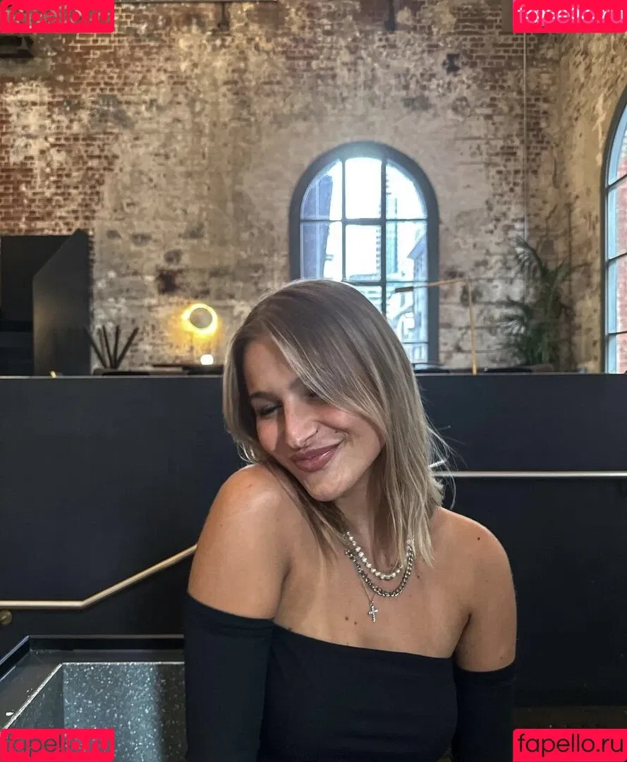 AshleyAngel Onlyfans Photo Gallery 
